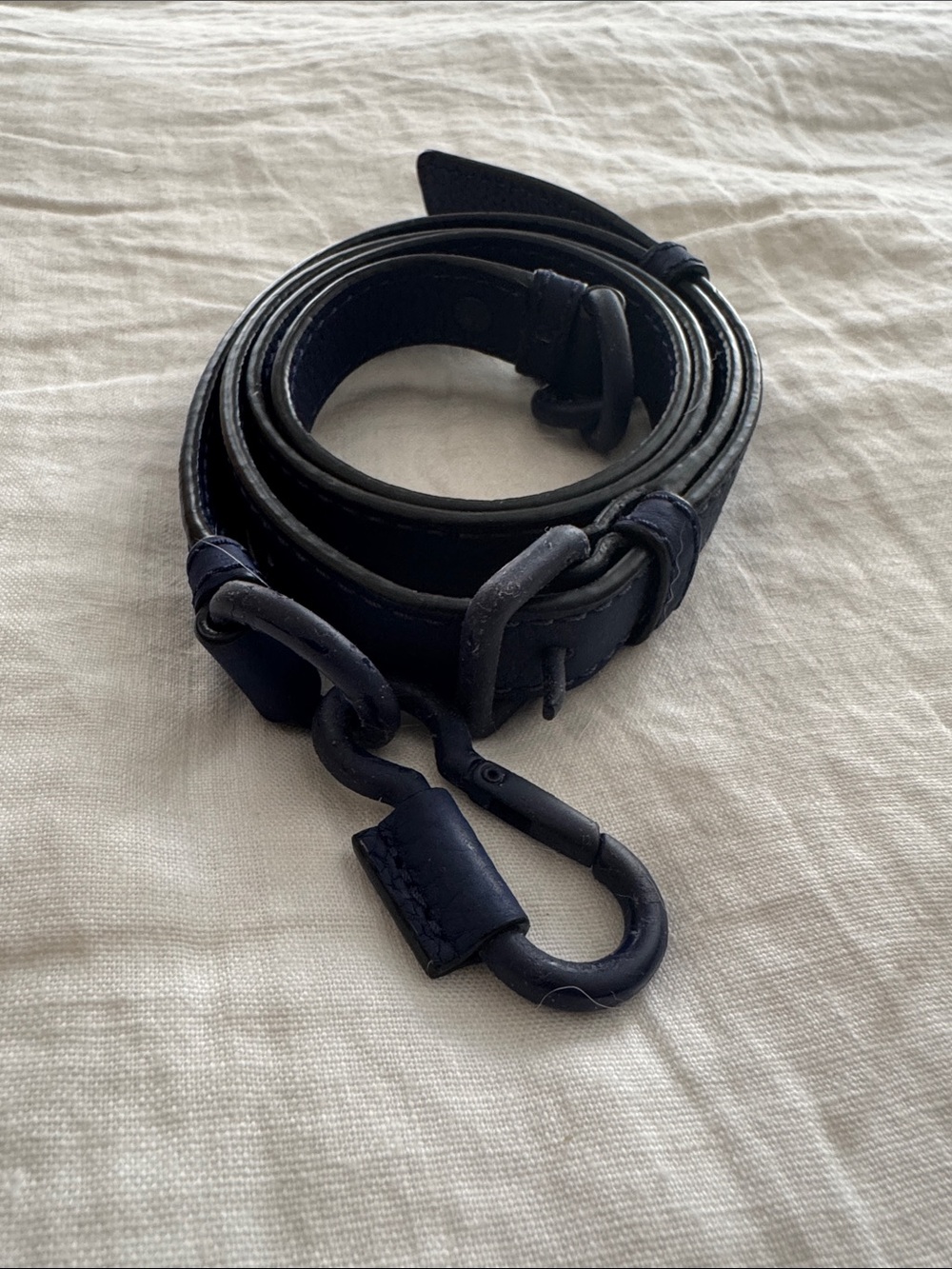 RARE Marc Jacobs “Too Hot To Handle” Leather Hobo Bag - Picture 5 of 12